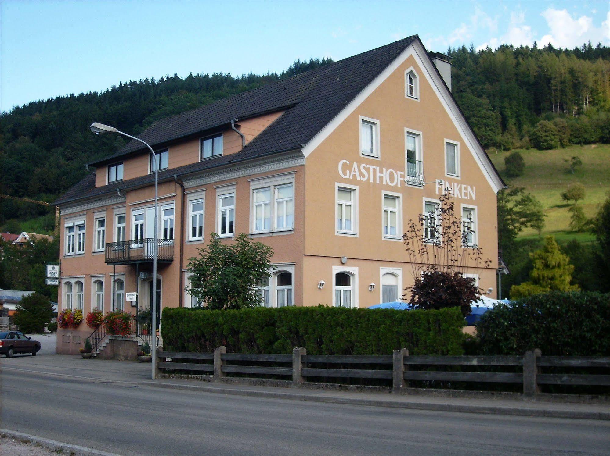Gasthaus Finken Oppenau Zewnętrze zdjęcie